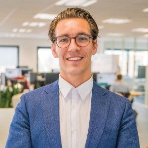 Yannick - Sales